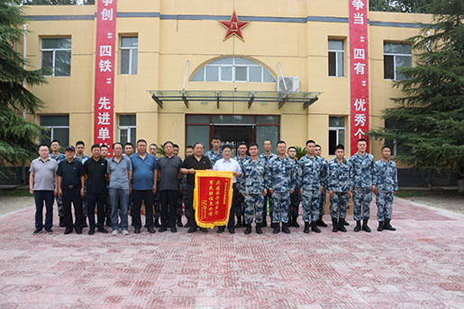 共建臨汾闊步行，軍民聯(lián)誼魚水情